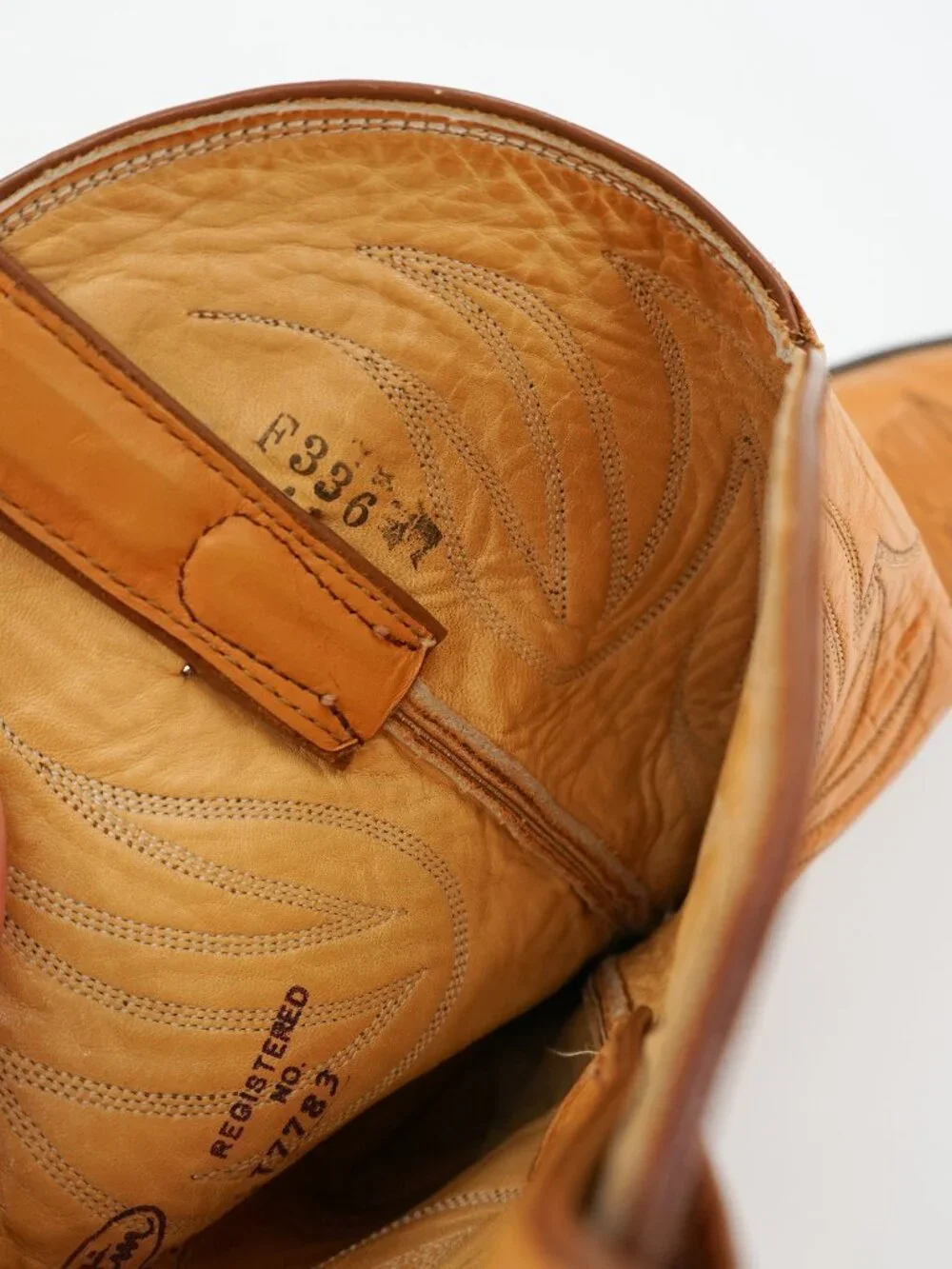 Share Justin Western Boots Brown Leather Style # T778 Men's Size 9D